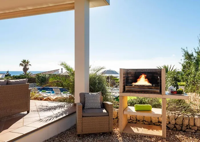 India Ii By 산트 유이스